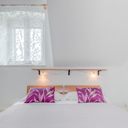 Apartments Obala 波尔 外观 照片
