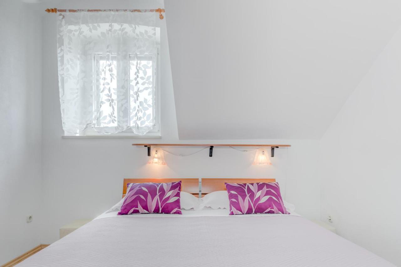 Apartments Obala 波尔 外观 照片