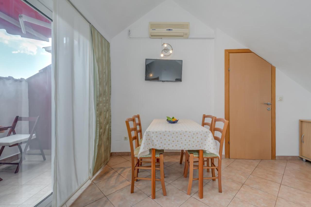 Apartments Obala 波尔 外观 照片