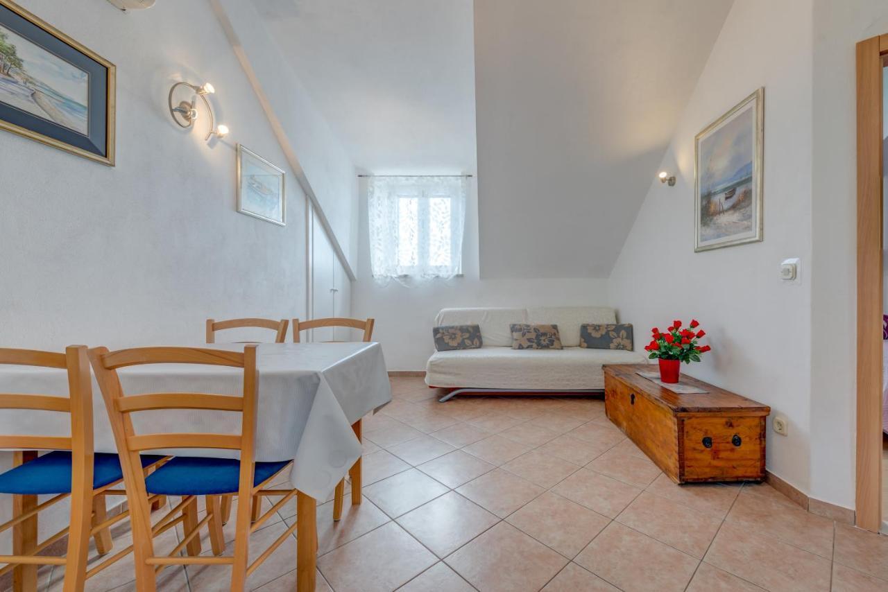Apartments Obala 波尔 外观 照片